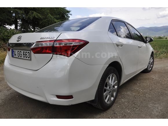 Sahibinden Toyota Corolla 1.4 D-4D Advance 2013 Model 