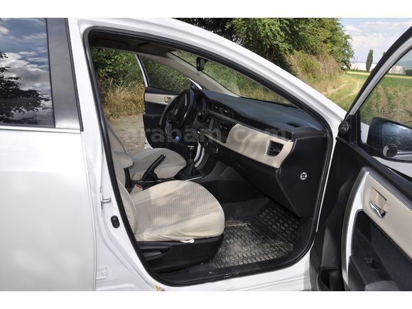 Sahibinden Toyota Corolla 1.4 D-4D Advance 2013 Model 