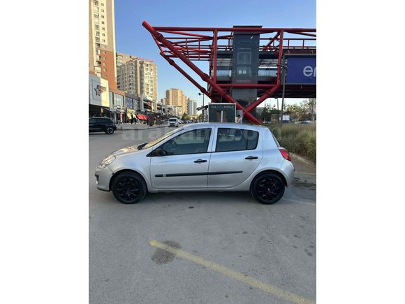 Sahibinden Renault Clio 1.5 dCi Authentique 2009 Model 