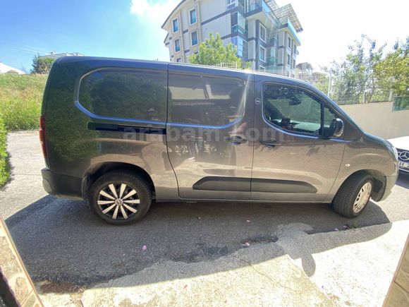 Sahibinden Opel Combo 1.5 CDTI Elegance 2022 Model 