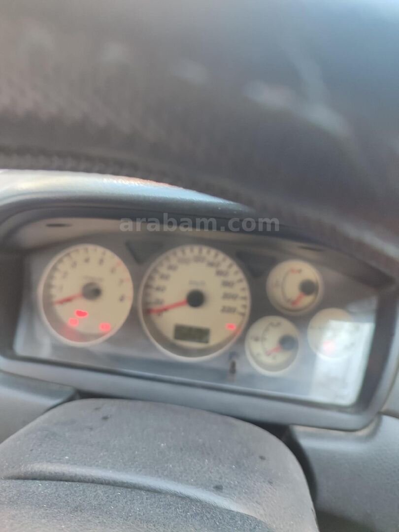 Sahibinden Mitsubishi Lancer 1.6 Comfort 2006 Model Mersin 177.000 km Gri (Gümüş) 6