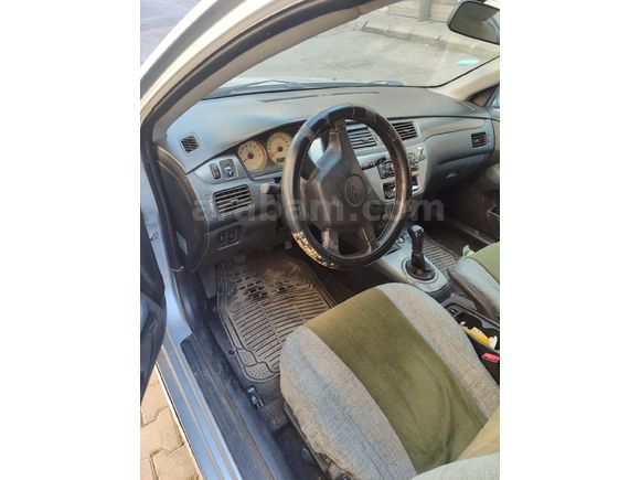 Sahibinden Mitsubishi Lancer 1.6 Comfort 2006 Model