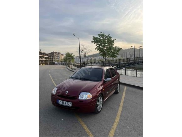 Sahibinden Renault Clio 1.4 RNA 2000 Model