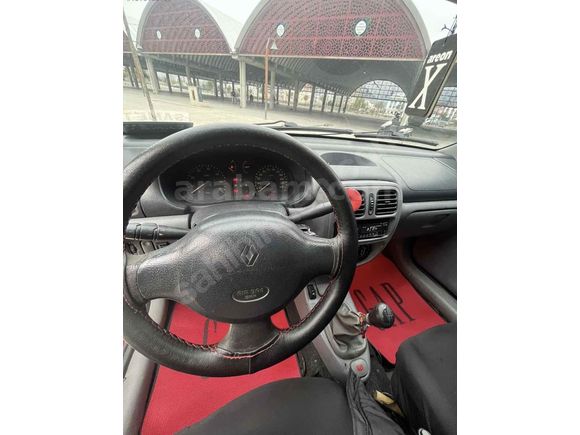 Sahibinden Renault Clio 1.4 RNA 2000 Model