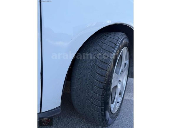 FORD TOURNEO COURİER