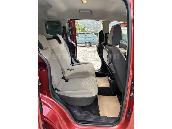 HATASIZ BOYASIZ OTOMOBİL RUHSATLI COURİER