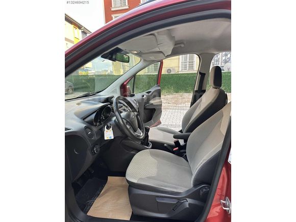 HATASIZ BOYASIZ OTOMOBİL RUHSATLI COURİER