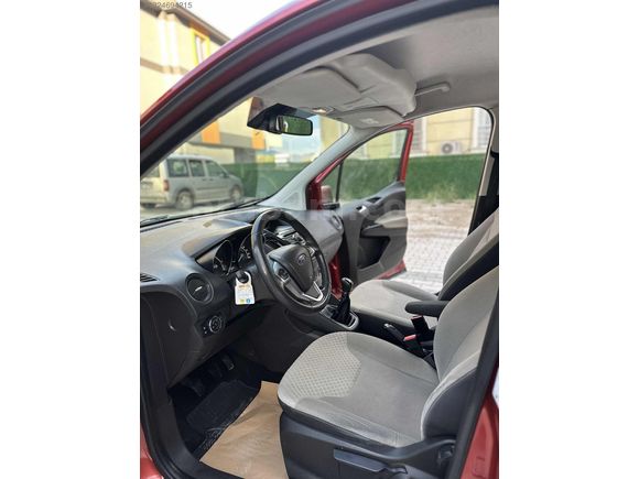 HATASIZ BOYASIZ OTOMOBİL RUHSATLI COURİER