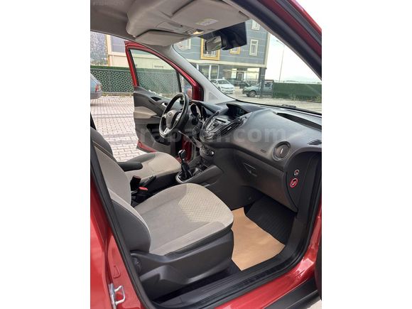 HATASIZ BOYASIZ OTOMOBİL RUHSATLI COURİER