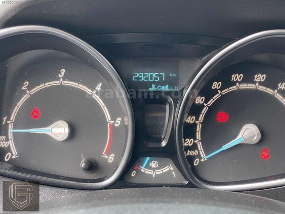 CENGAVER'DEN 2017 FORD COURİER 1.6 TDCİ TİTANİUM 95 HP