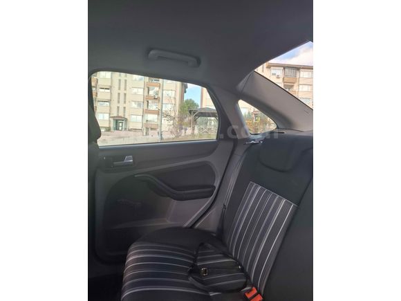 Sahibinden Ford Focus 1.6 Comfort 2010 Model 