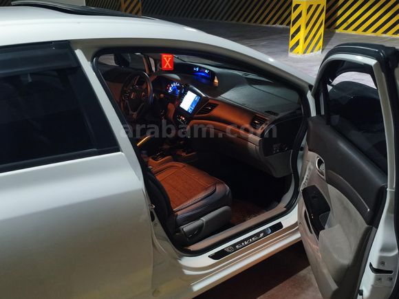 MEMURDAN SATILIK 2012 MODEL DÜŞÜK KM Lİ 40.YILA ÖZEL HONDA CİVİC FB7