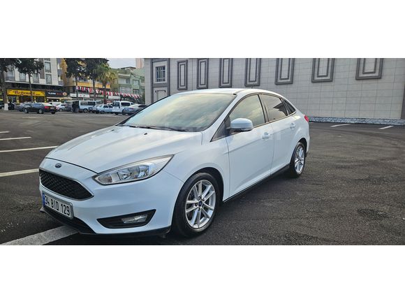 Öğretmenden Düşük Km Focus 