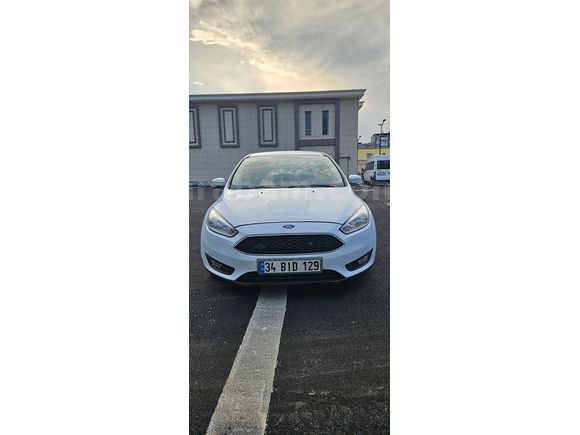 Öğretmenden Düşük Km Focus 
