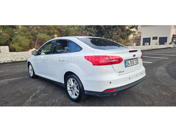 Öğretmenden Düşük Km Focus 