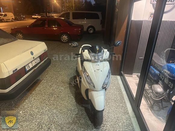 TVS -125cc-BEYAZ - GRİ -2.250 KM DE