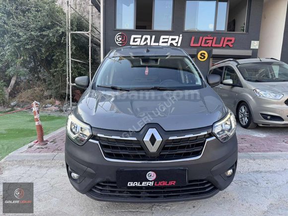GALERİ UĞUR'DAN 2021 RENAULT EXPRESS VAN