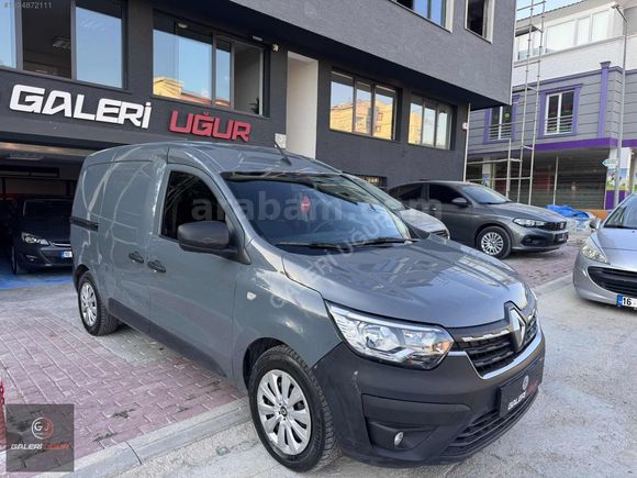GALERİ UĞUR'DAN 2021 RENAULT EXPRESS VAN