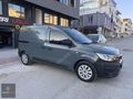 GALERİ UĞUR'DAN 2021 RENAULT EXPRESS VAN