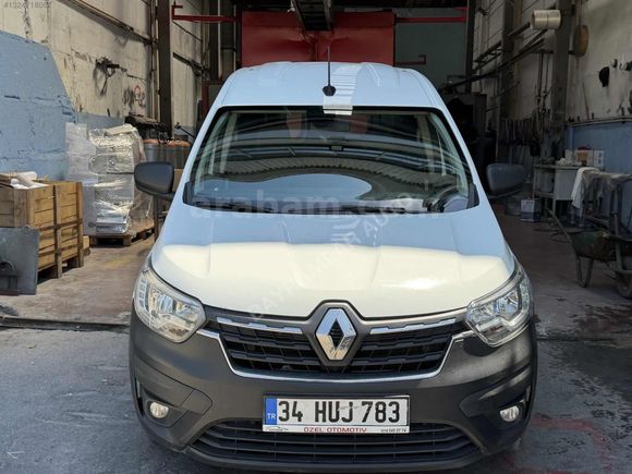 2023 RENAULT Express Van 1.5 BlueDCI Joy 64 Bİ KM DE DEĞİŞENSİZ