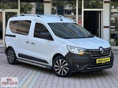ARKA KOLTUKLU /2023 EXPRESS VAN / * 73 KM */ (%20 FATURALI)