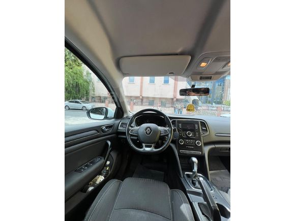 Sahibinden Renault Megane 1.3 TCe Touch 2020 Model