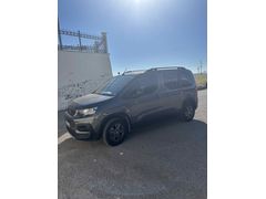 Sahibinden Peugeot Rifter 1.5 BlueHDI Allure 2022 Model 