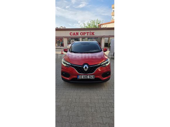 Sahibinden Renault Kadjar 1.3 TCE Touch Roof 2020 Model  64.750 km Kırmızı