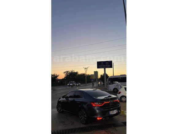 Sahibinden Renault Megane 1.3 TCe Touch 2023 Model 
