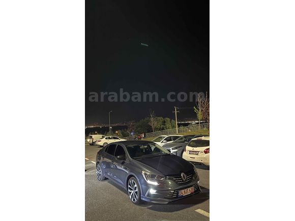 Sahibinden Renault Megane 1.3 TCe Touch 2023 Model 