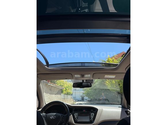 Hatasız Tek Elden Hyundai i20 1.4 MPI Elite Smart 2016 Model 