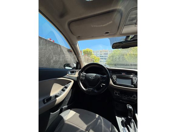Hatasız Tek Elden Hyundai i20 1.4 MPI Elite Smart 2016 Model 