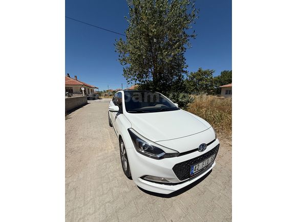 Hatasız Tek Elden Hyundai i20 1.4 MPI Elite Smart 2016 Model 