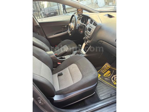 Sahibinden Kia Ceed 1.6 CRDi Comfort 2015 Model 