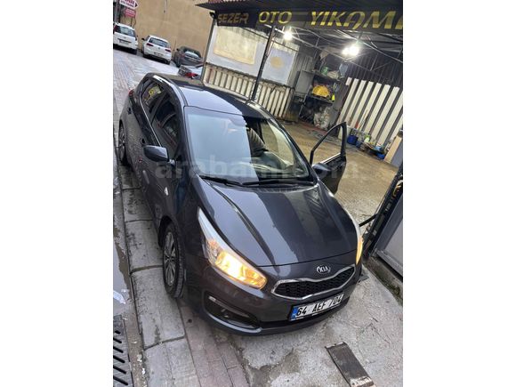 Sahibinden Kia Ceed 1.6 CRDi Comfort 2015 Model 