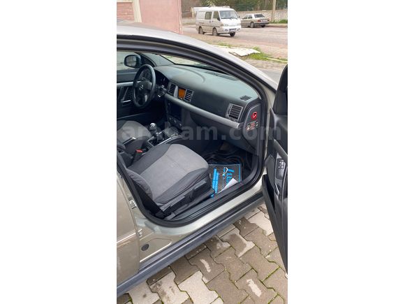 Sahibinden Opel Vectra 1.6 Comfort 2004 Model 