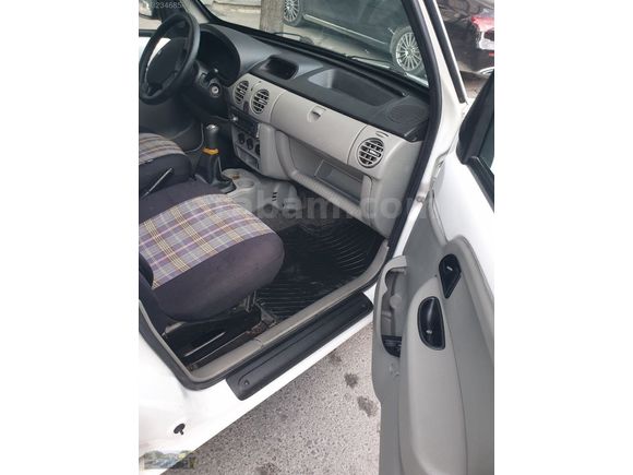 2011 MODEL RENAULT KANGO PANELVAN
