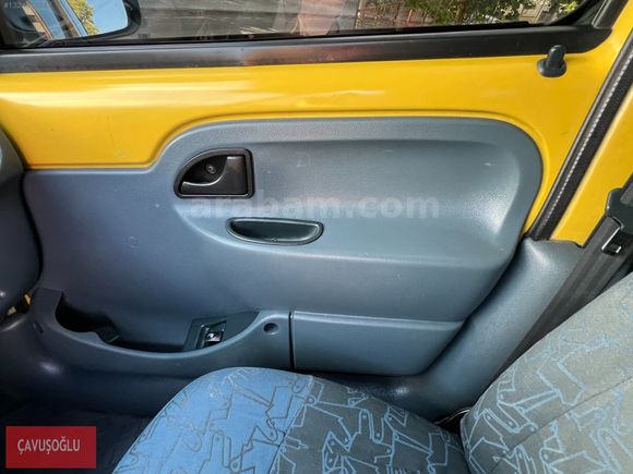 ÇAVUŞOĞLU 2000 RENAULT KANGOO EXPRESS 1.9 D HUSUSİ OTOMOBİL 65BG