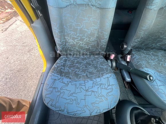 ÇAVUŞOĞLU 2000 RENAULT KANGOO EXPRESS 1.9 D HUSUSİ OTOMOBİL 65BG