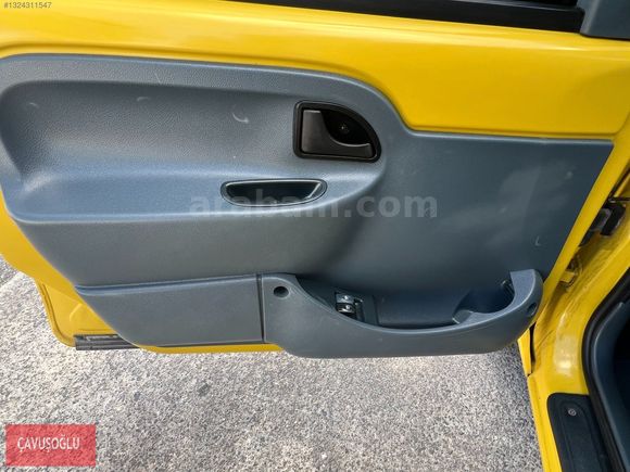 ÇAVUŞOĞLU 2000 RENAULT KANGOO EXPRESS 1.9 D HUSUSİ OTOMOBİL 65BG