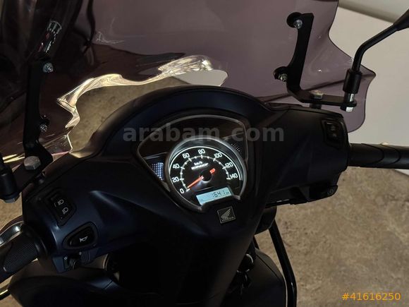 Sıfır Ayarında 1600km Kapalı Garaj Motoru