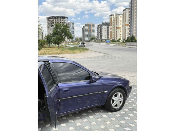 Opel Vectra 2.0 CD BAKIMLI TEMİZ