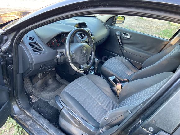 Sahibinden Renault Megane 1.4 Authentique 2009 Model 