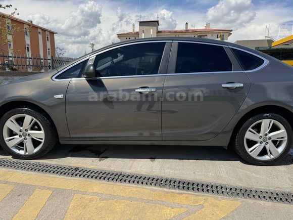 HATASIZ BOYASIZ 2.SAHİBİNDEN ASTRA J