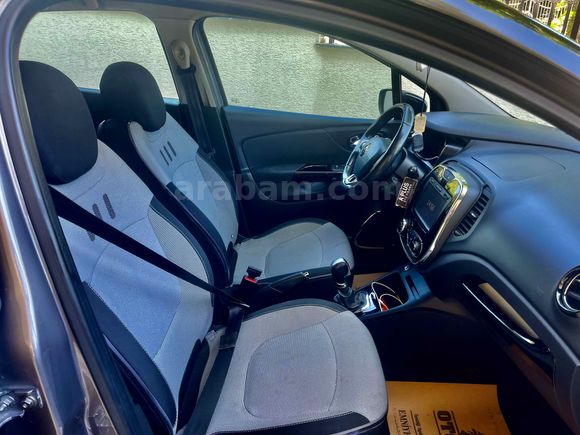 RENAULT CAPTUR 2016 OTOMATİK İCON SON FİYATTIR 
 