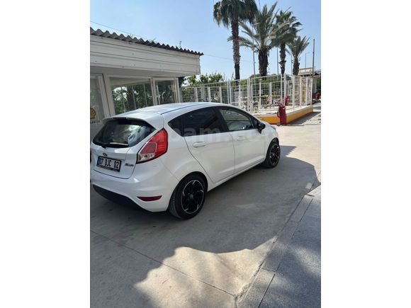 Ford fiesta 