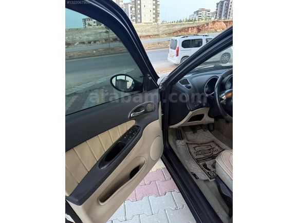 EFENDY OTOMOTİV DEN ALFA ROMEO SANRUFFLU , DEĞİŞENSİZ
