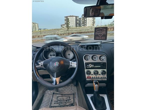 EFENDY OTOMOTİV DEN ALFA ROMEO SANRUFFLU , DEĞİŞENSİZ