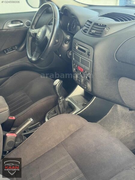 2006 model koleksiyonluk Alfa Romeo 1.6 tspark 4
