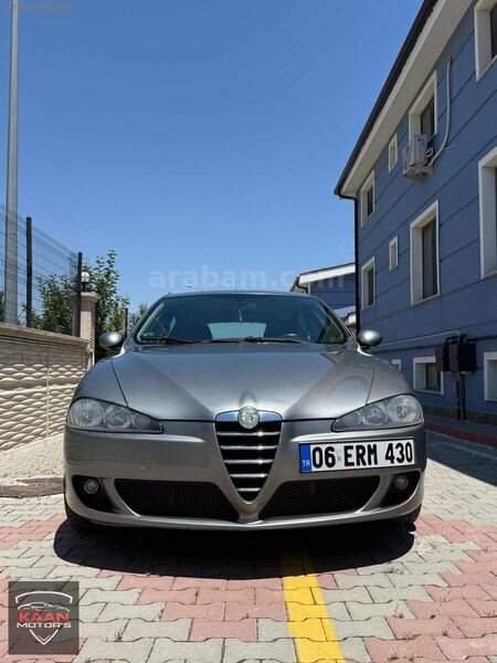 2006 model koleksiyonluk Alfa Romeo 1.6 tspark